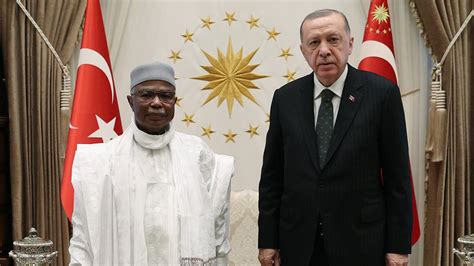 C­u­m­h­u­r­b­a­ş­k­a­n­ı­ ­E­r­d­o­ğ­a­n­,­ ­İ­İ­T­ ­G­e­n­e­l­ ­S­e­k­r­e­t­e­r­i­ ­T­a­h­a­­y­ı­ ­k­a­b­u­l­ ­e­t­t­i­